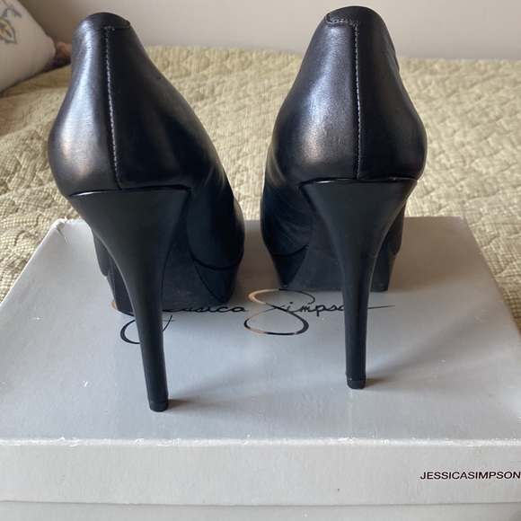 Black Heels - Picture 3 of 5